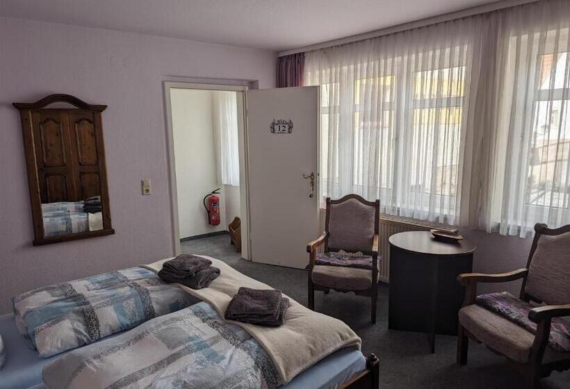 ペンション Gasthaus Alt Freyburg