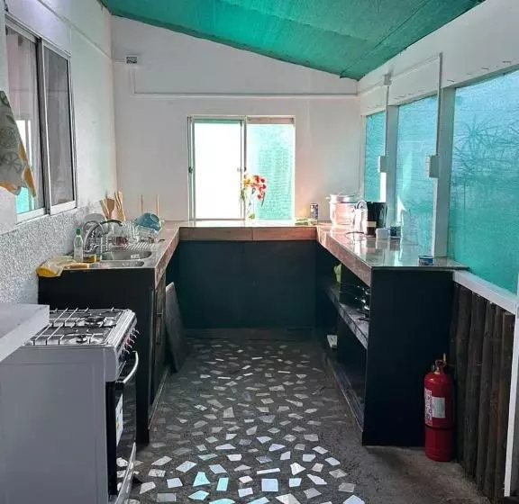 پانسیون Hostal Vaianny