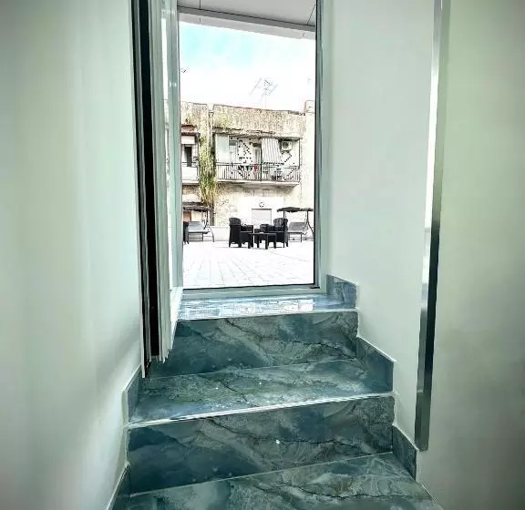 پانسیون Marvit Central Luxury