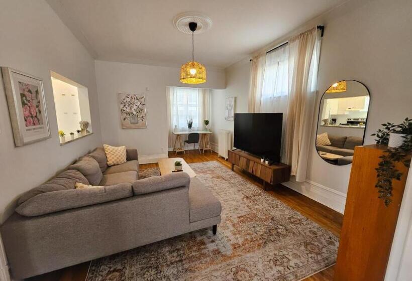 פנסיון Ottawa Downtown Cozy Guesthouse