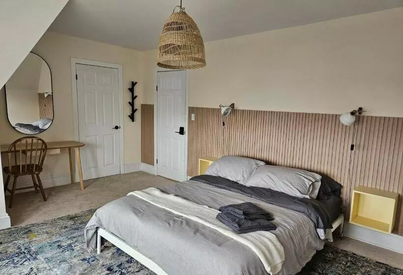 Majatalo Ottawa Downtown Cozy Guesthouse