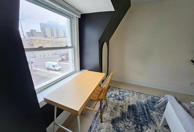 Majatalo Ottawa Downtown Cozy Guesthouse