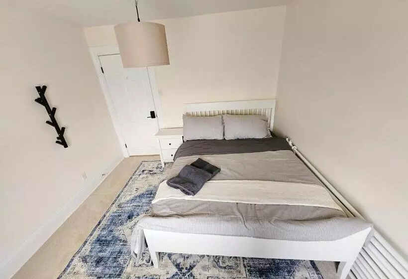 Majatalo Ottawa Downtown Cozy Guesthouse