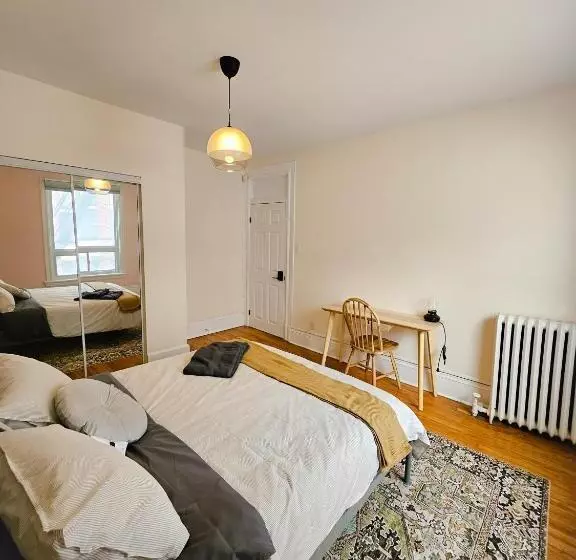 Majatalo Ottawa Downtown Cozy Guesthouse