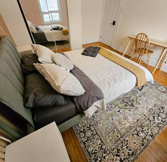 Majatalo Ottawa Downtown Cozy Guesthouse