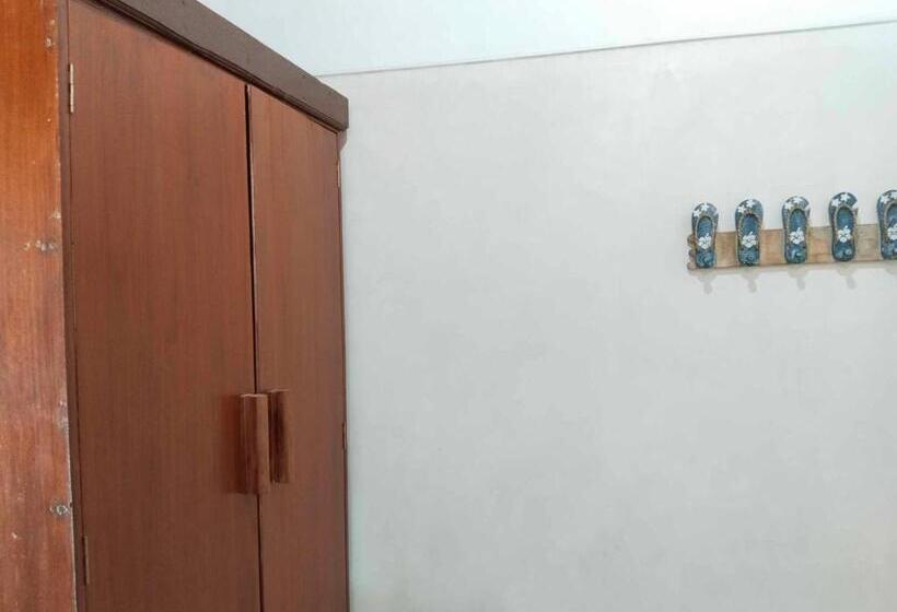 פנסיון Rumah Impian Padang Kecag