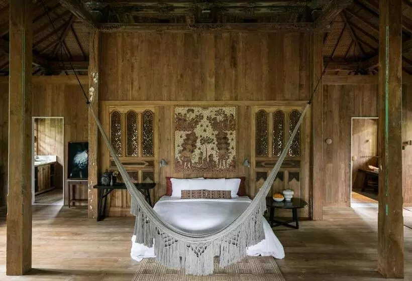 ペンション Umah Cengkeh Villa