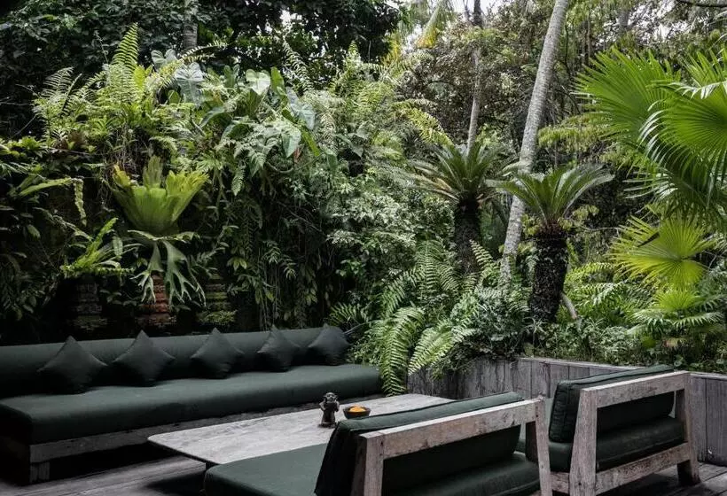 ペンション Umah Cengkeh Villa