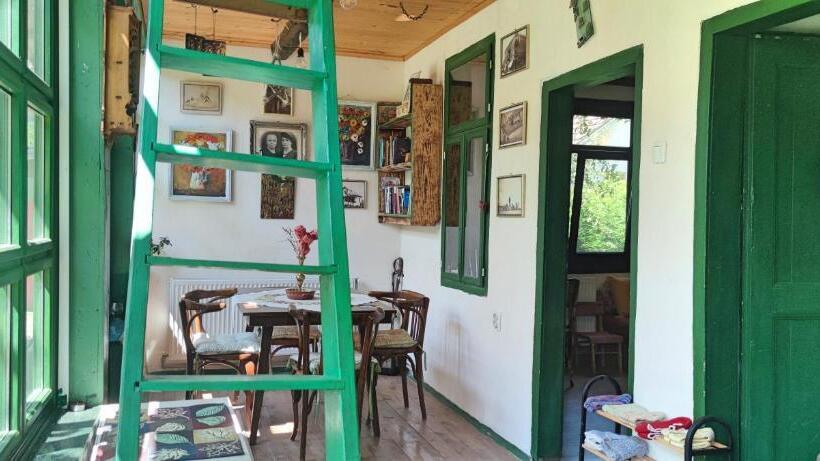 Пансион Zellin House Of Inspiration