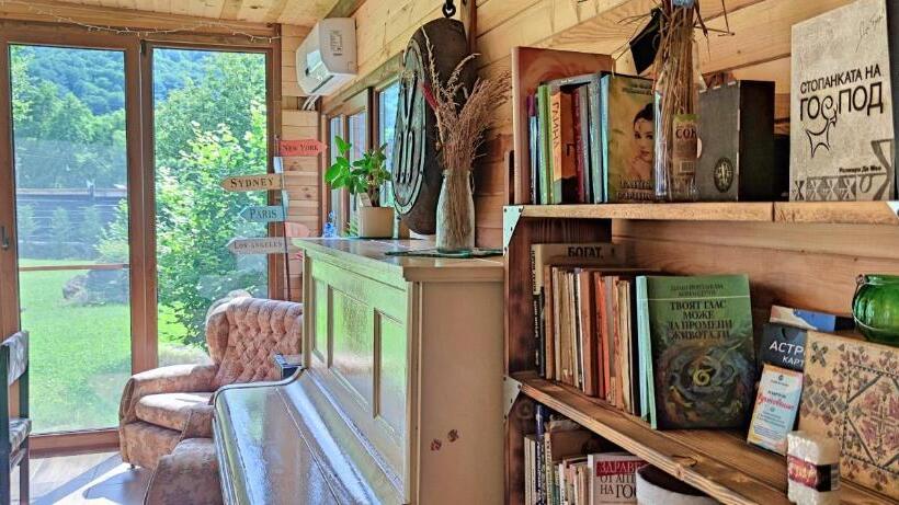 Пансион Zellin House Of Inspiration