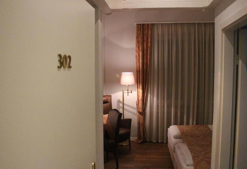 Self Service By Hotel Savoy Hannover