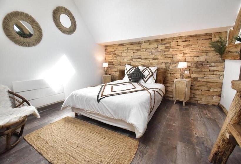 Bed and Breakfast Le Relais Des Caleches La Jungle Room