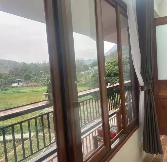تختخواب و صبحانه Peaceful Maichau Homestay
