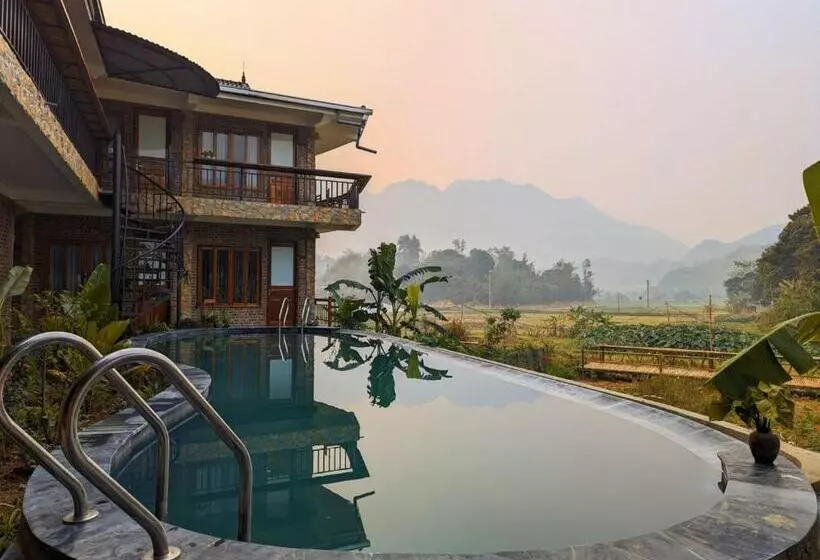 تختخواب و صبحانه Peaceful Maichau Homestay