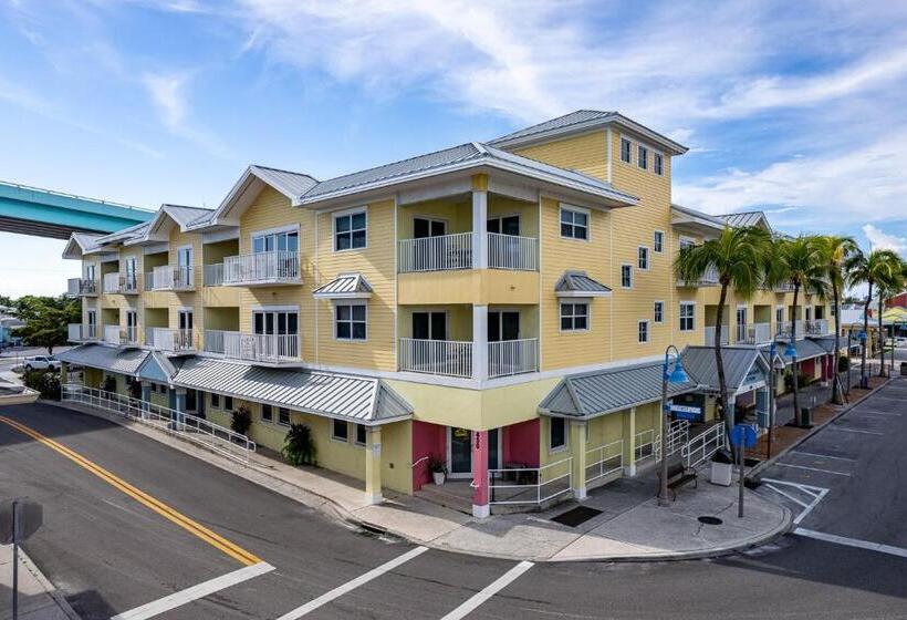 Harbour House At The Inn 212