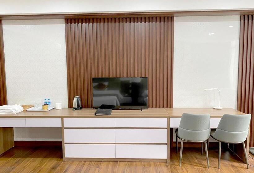 Hotel Nguyễn Quyền