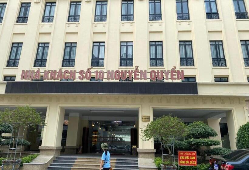 Hotel Nguyễn Quyền