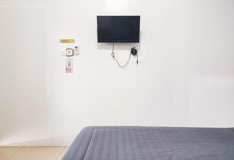 Hotel Reddoorz Syariah Near Lapangan Persijam Jambi