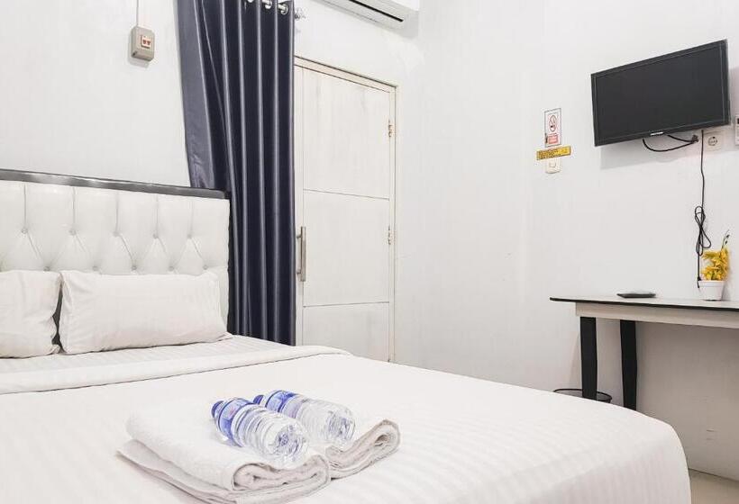 Hotel Reddoorz Syariah Near Lapangan Persijam Jambi