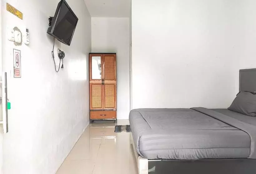 هتل Reddoorz Syariah Near Lapangan Persijam Jambi