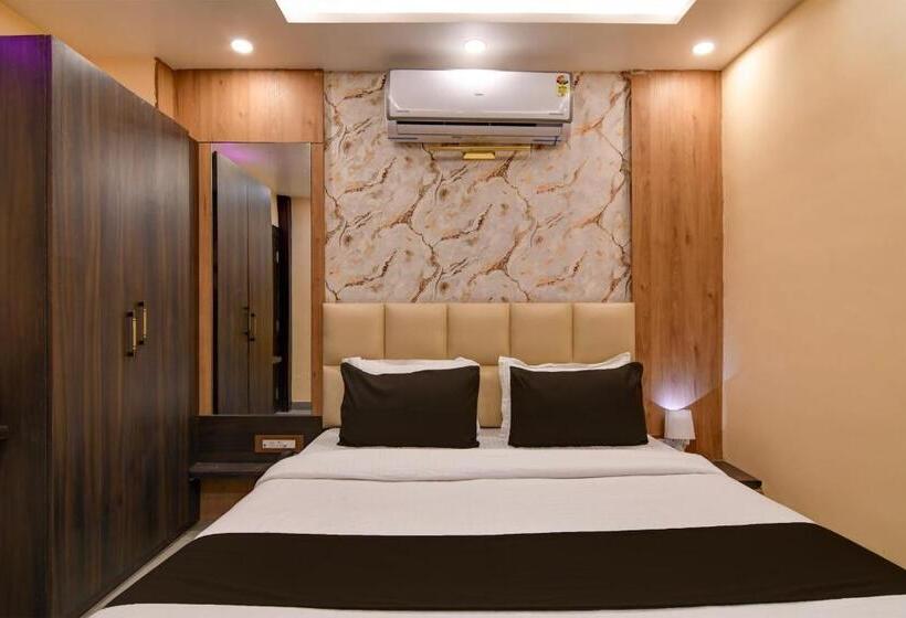 호텔 Super Townhouse Oak Bulbuli Neer