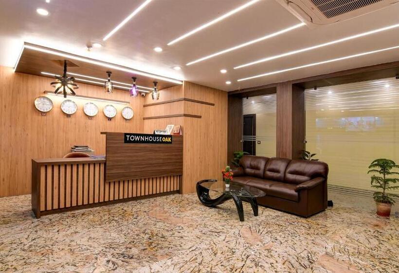 호텔 Super Townhouse Oak Bulbuli Neer