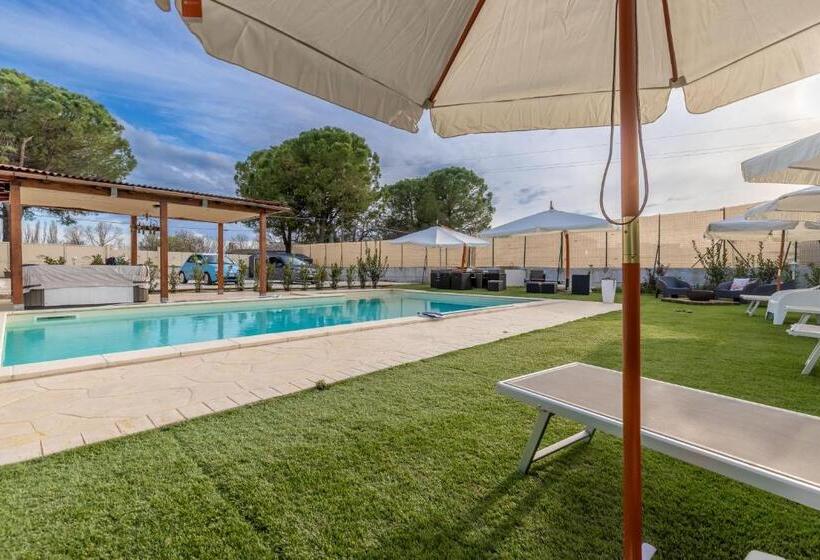 Villa Cangiano B&b And Pool