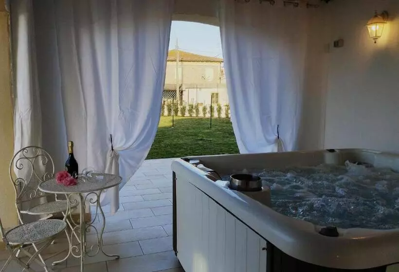 Villa Cangiano B&b And Pool