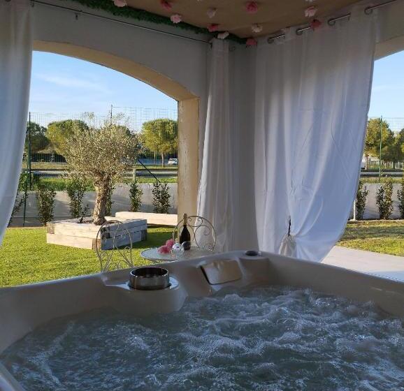 Villa Cangiano B&b And Pool