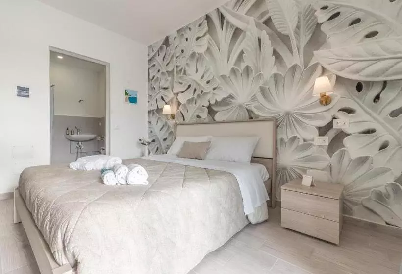 Villa Cangiano B&b And Pool