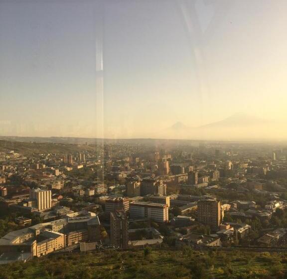 پانسیون Dream House