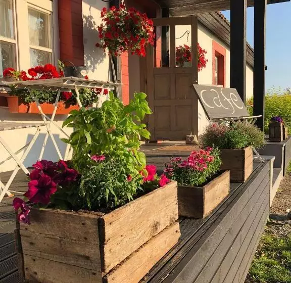 پانسیون Ontika Guesthouse