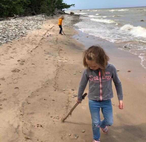 پانسیون Ontika Guesthouse