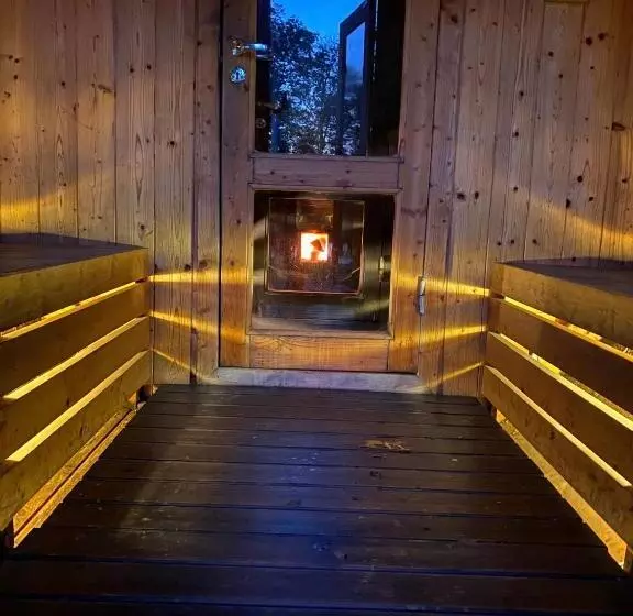 پانسیون Ontika Guesthouse