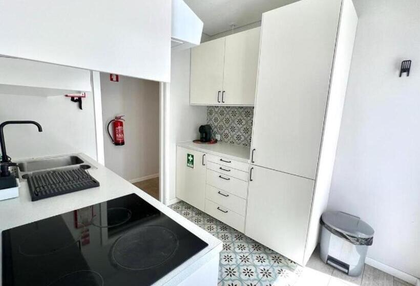 پانسیون Campus 121 Rooms