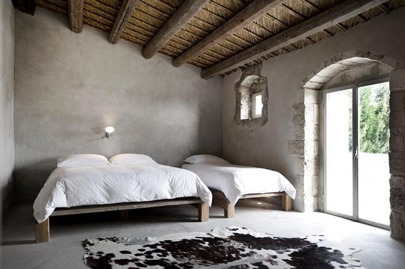 Tenuta Busulmone Con Piscina Val Di Noto Villa & Suits