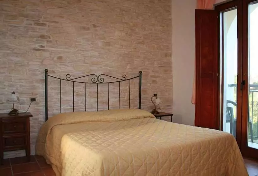 تختخواب و صبحانه Masseria Casale Dei Fornici