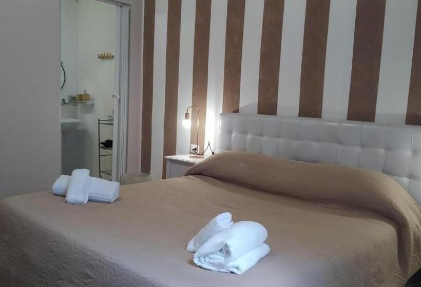 تختخواب و صبحانه Cconforthotels R&b Dolci Notti   Self Check In