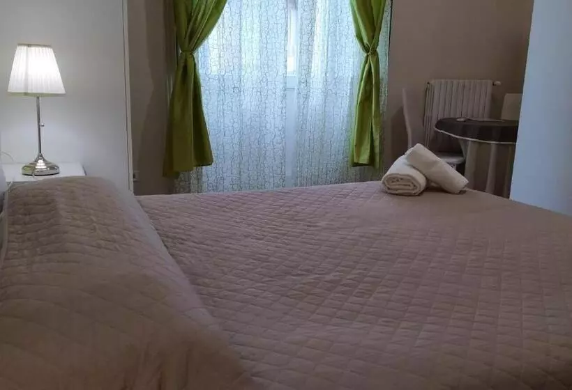 تختخواب و صبحانه Cconforthotels R&b Dolci Notti   Self Check In