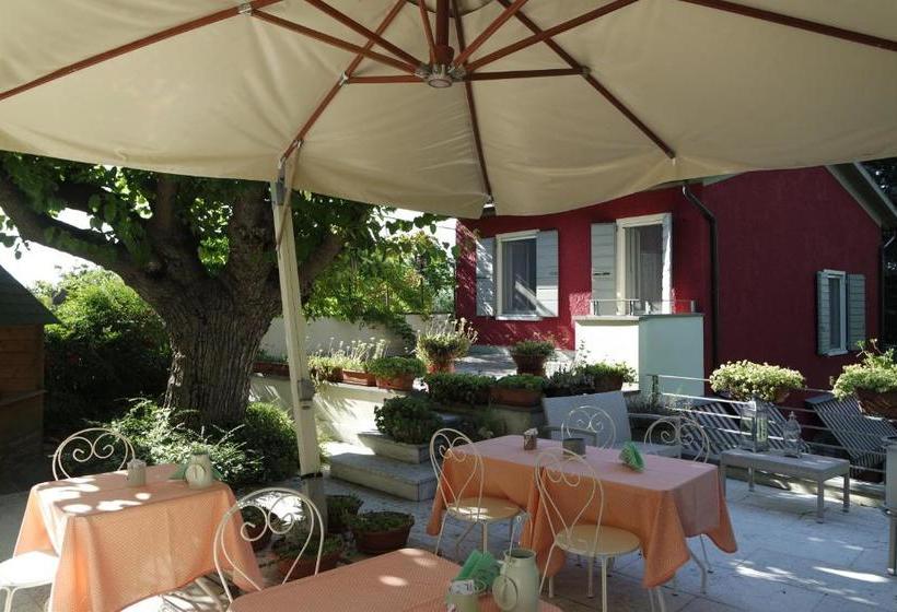 Bed and Breakfast Villa Pille