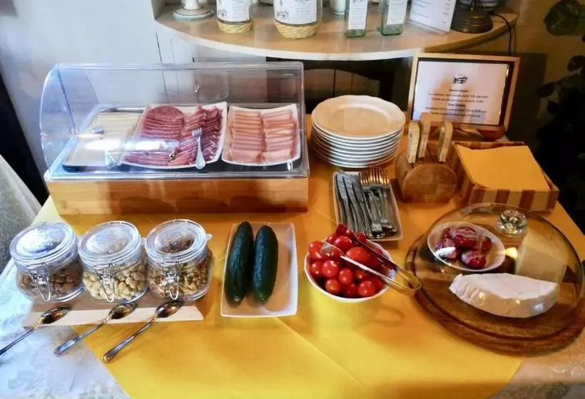 Bed and Breakfast Villa Rucellai