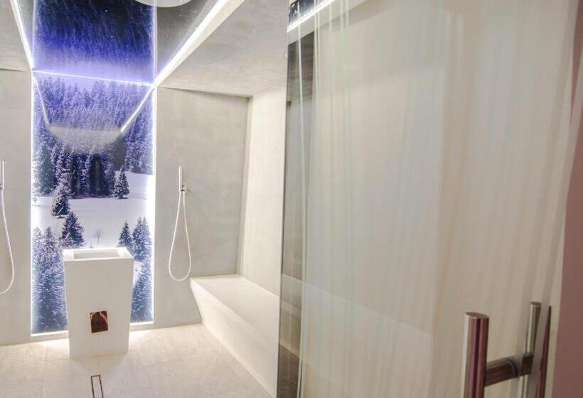 בית מלון כפרי Alaska