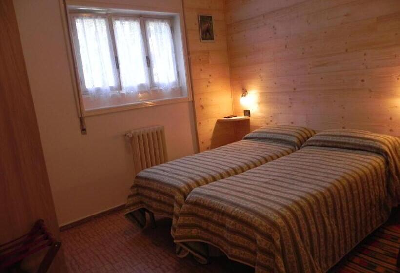 בית מלון כפרי Albergo Cioccarelli