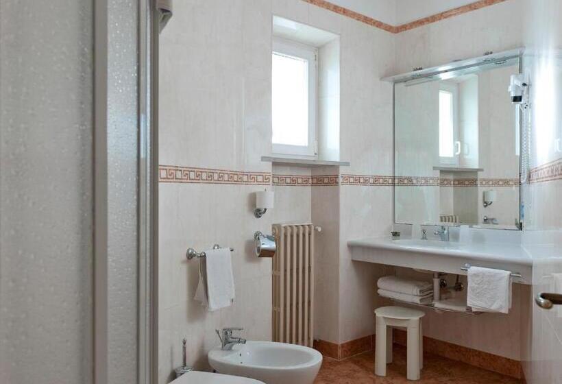 בית מלון כפרי Augusta