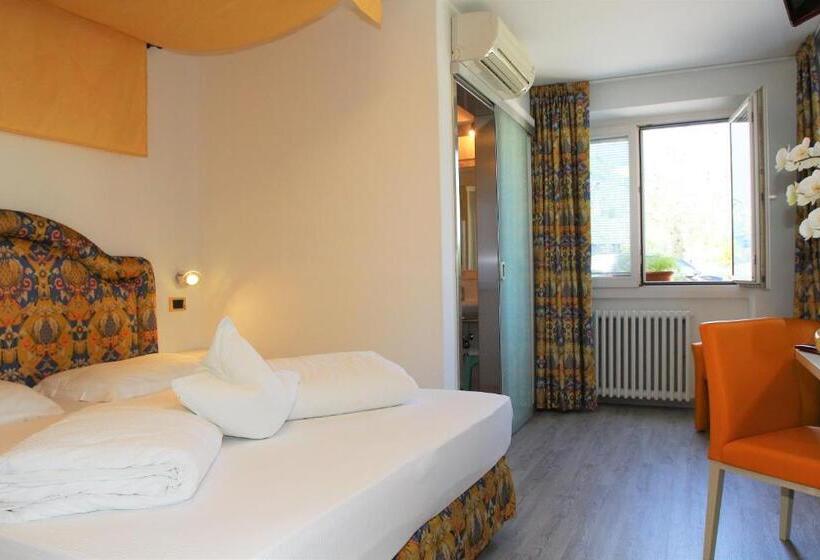 בית מלון כפרי Augusta