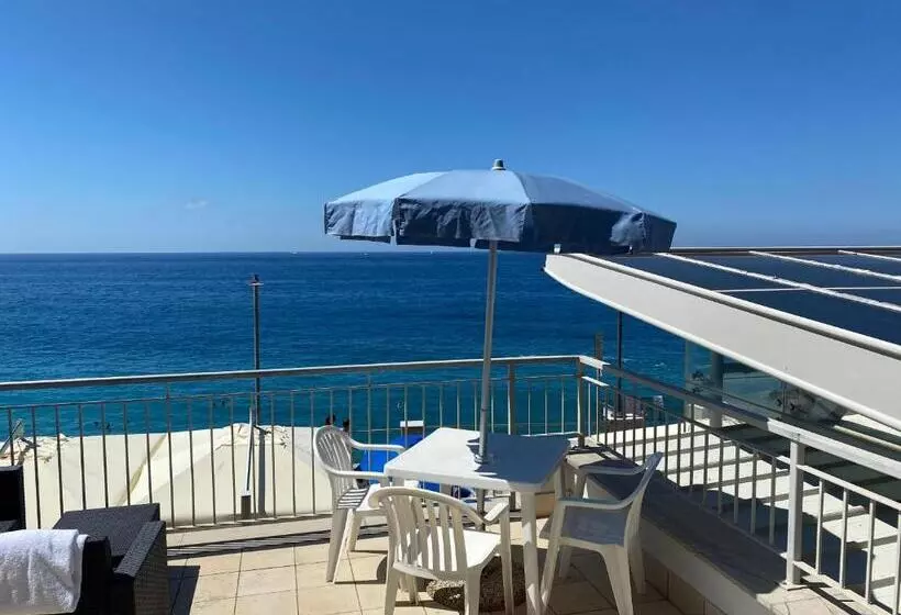 Hotelli Caravella