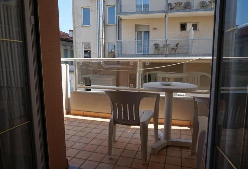 Szálloda Columbus Dependance