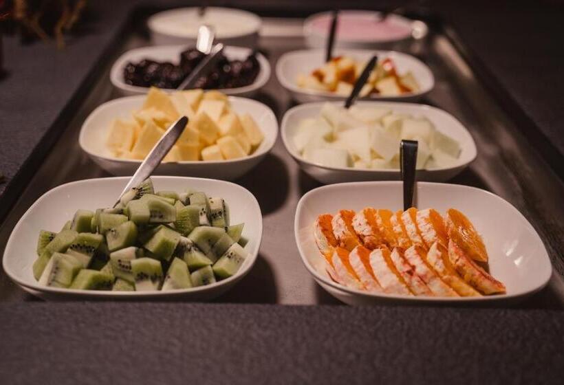 בית מלון כפרי Fiori Dolomites Experience