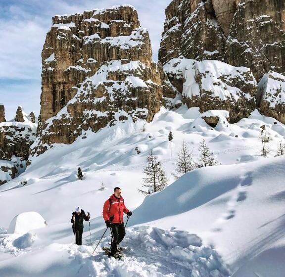 בית מלון כפרי Fiori Dolomites Experience