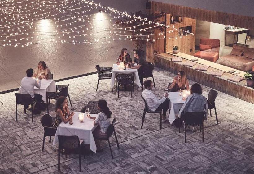 Отель Haller Suites & Restaurant